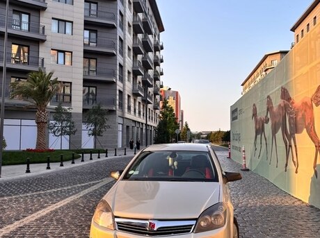 Opel Astra 2008