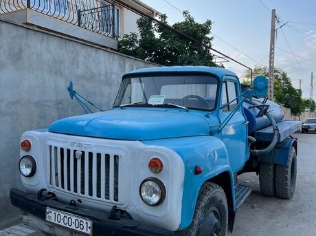 GAZ 53