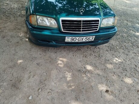 Mercedes C 180