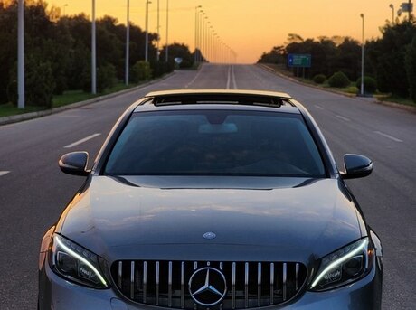 Mercedes C 300 4MATIC 2015