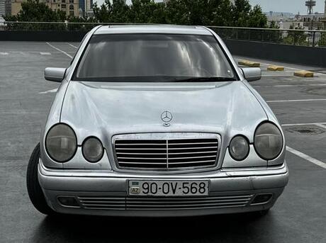 Mercedes E 240 1998