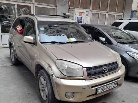 Toyota RAV4 2004