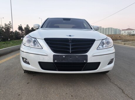 Hyundai Genesis 2011