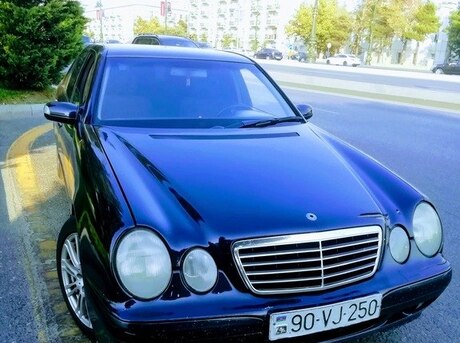 Mercedes E 220 d 2001
