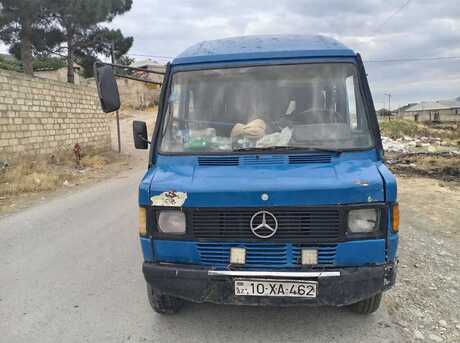 Mercedes 208 D 1993