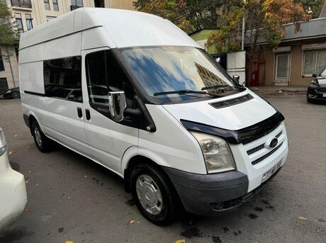 Ford Transit 2011