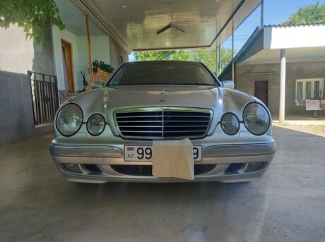 Mercedes E 240 1999