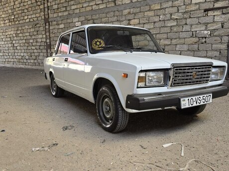 LADA (VAZ) 2107