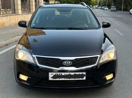 Kia  2010