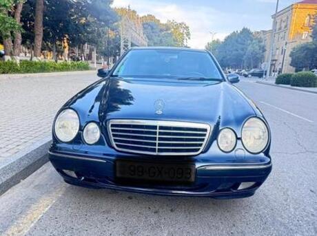 Mercedes E 240 2001