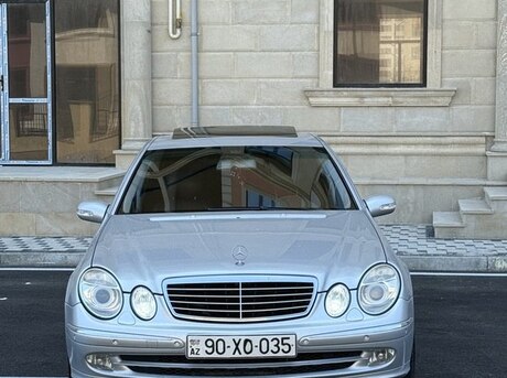 Mercedes E 240 2002