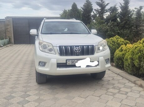 Toyota Land Cruiser Prado 2012