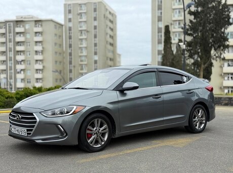 Hyundai Elantra 2017