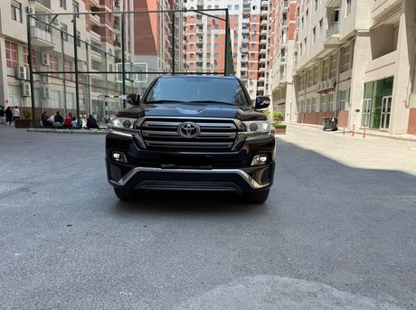 Toyota Land Cruiser 2018