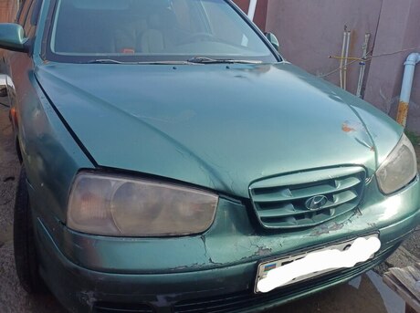 Hyundai Elantra 2001