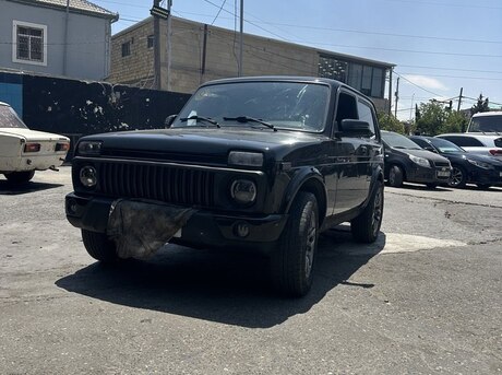 LADA (VAZ) Niva 2017