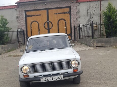 LADA (VAZ) 21011 1981