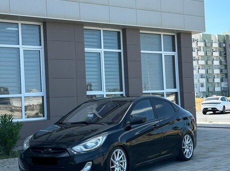Hyundai Accent 2013