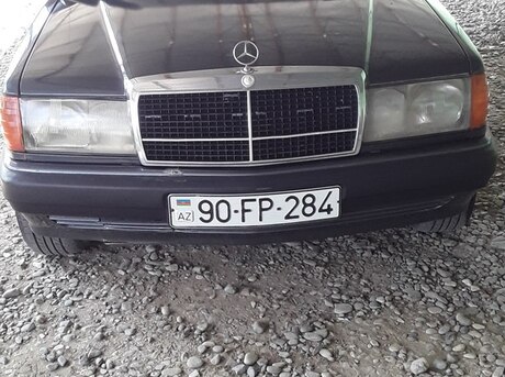 Mercedes 190 1990