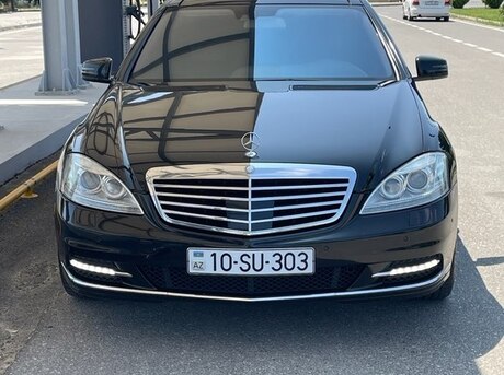 Mercedes S 500