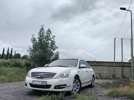 Nissan Teana 2010