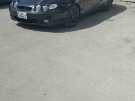 Hyundai Coupe 2001