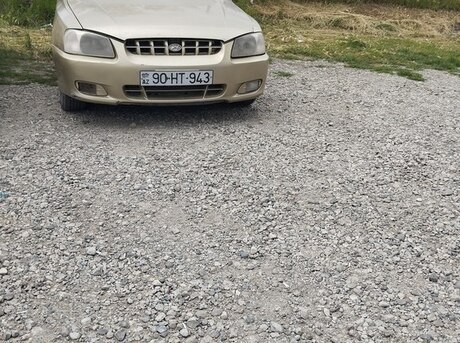 Hyundai Accent 2001