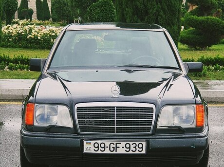 Mercedes E 220 1995