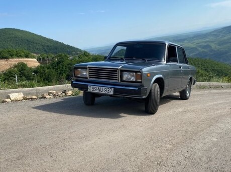 LADA (VAZ) 2107 2011