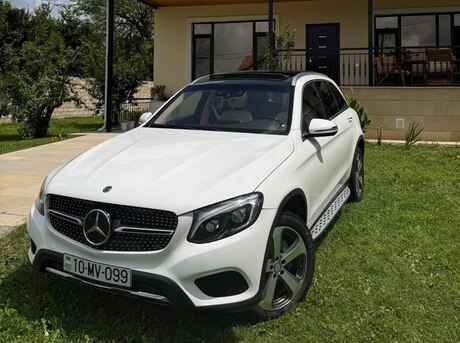 Mercedes GLC 300 4MATIC 2016