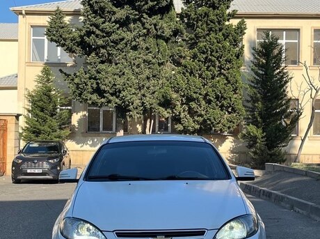 Daewoo Gentra 2014