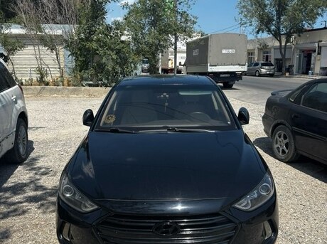 Hyundai Elantra 2018