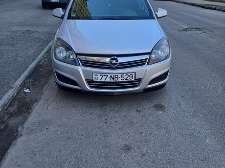 Opel Astra 2010