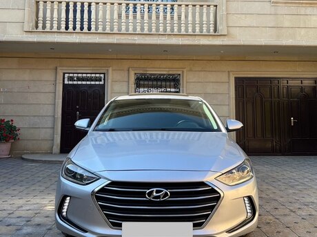 Hyundai Elantra 2017