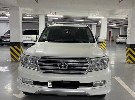 Toyota Land Cruiser 2011
