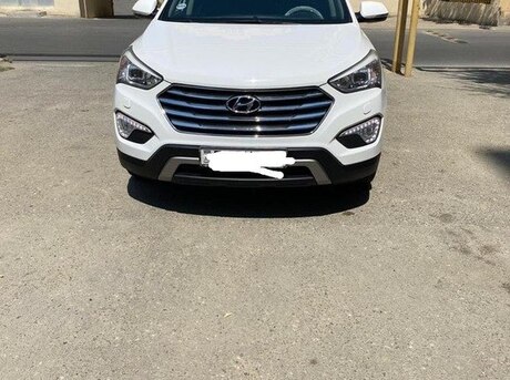 Hyundai Grand Santa Fe