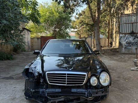 Mercedes E 320 2001