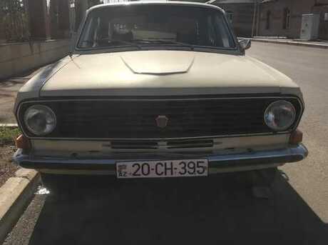 GAZ 24 1985