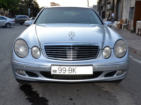 Mercedes E 280