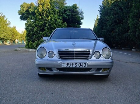 Mercedes E 220 d 2025