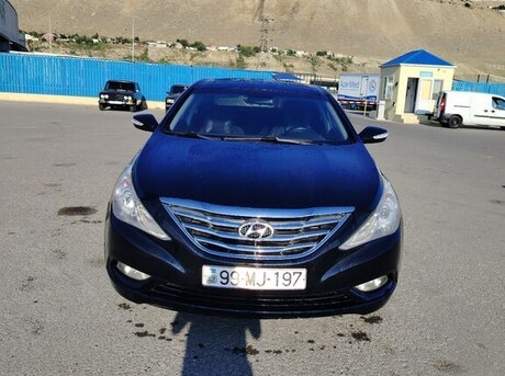 Hyundai Sonata 2010