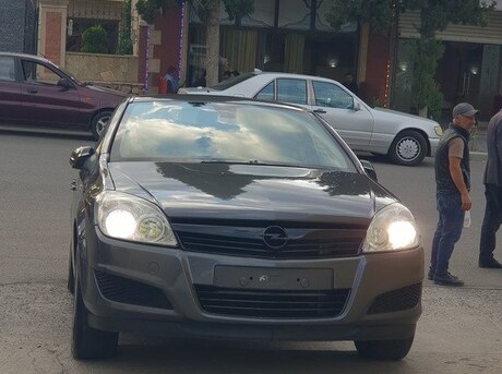 Opel Astra 2009