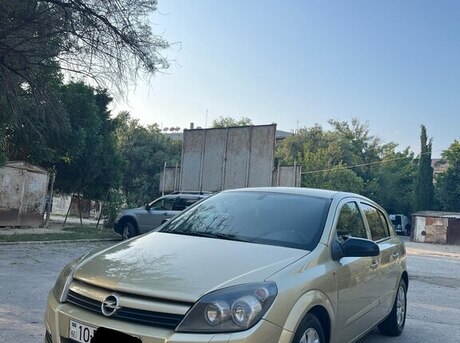 Opel Astra 2004