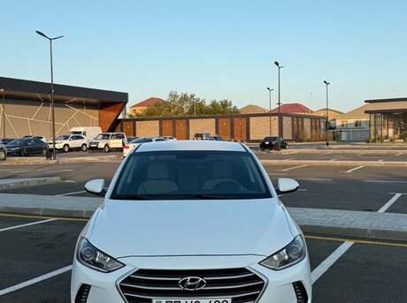 Hyundai Elantra 2017