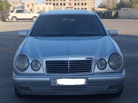 Mercedes E 220 d 1998