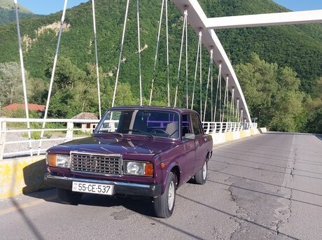 LADA (VAZ) 2107 2005