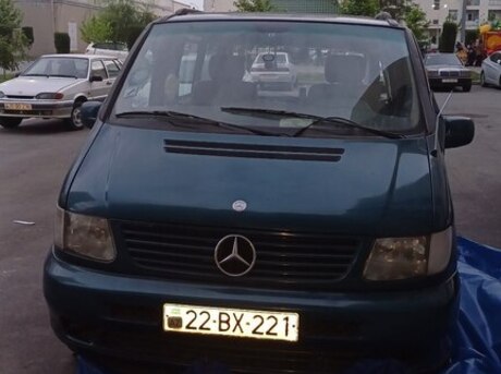Mercedes V 230 2000