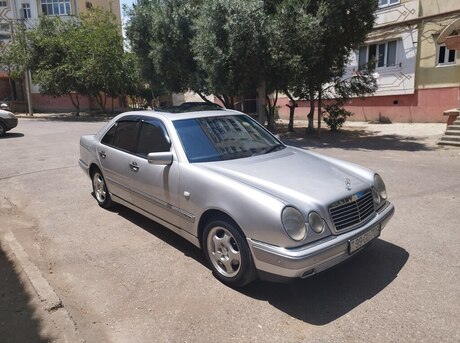Mercedes E 240 1998