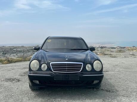 Mercedes E 270 2001