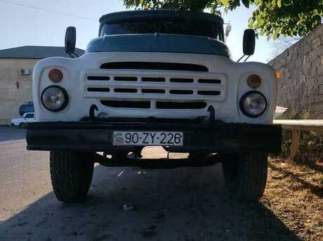 ZIL 130